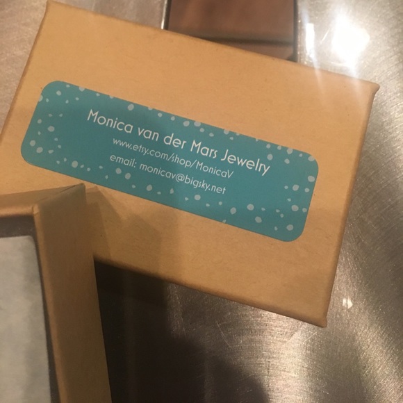 ✌🏽 Made in MT teal earrings - Picture 2 of 3